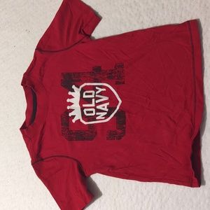 Boys old navy shirt size 5T